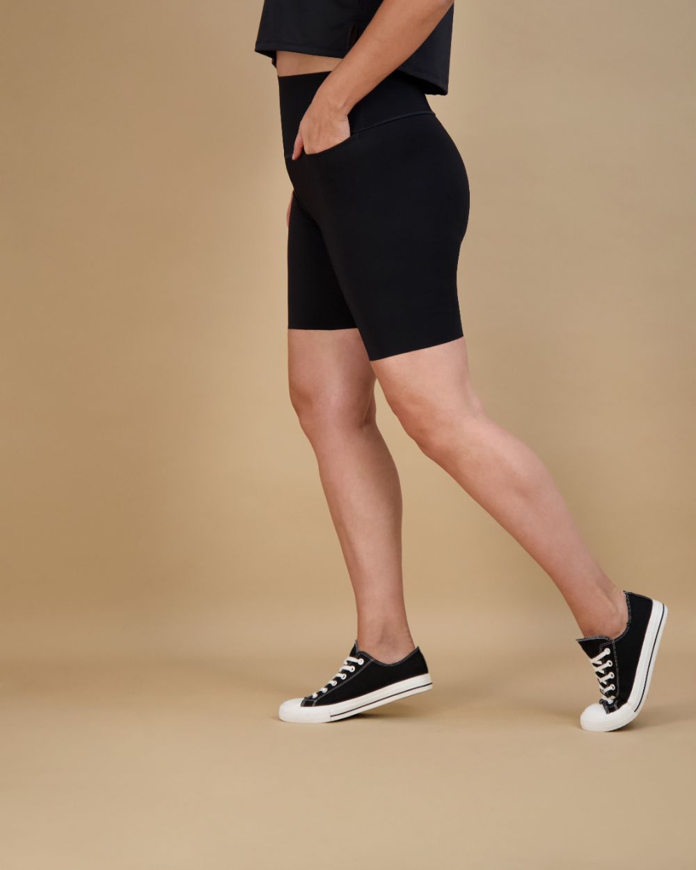 Empower Super Smoothing Short with Pocket