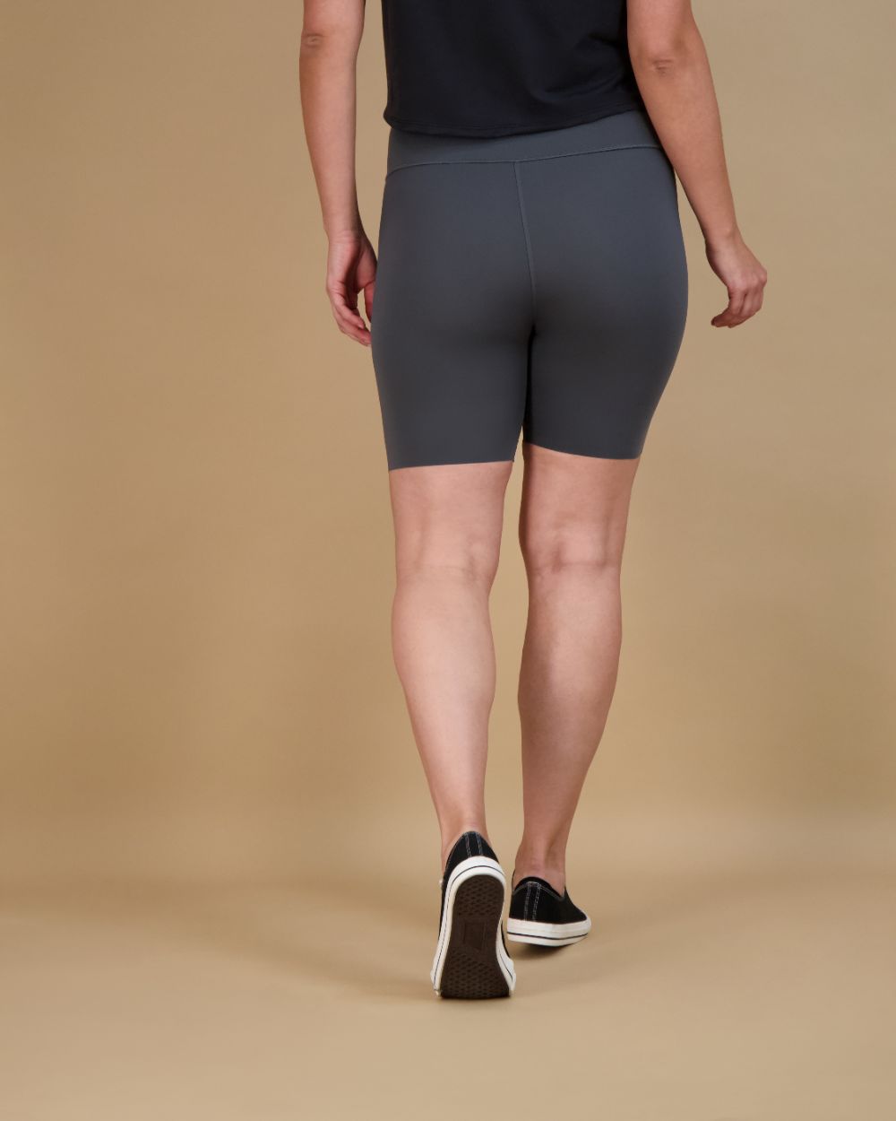 Empower Super Smoothing Short with Pocket