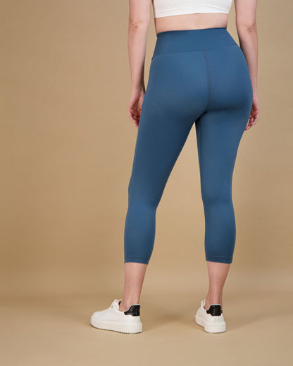 Flex Tummy Smoothing Crop Legging 22" with Pocket