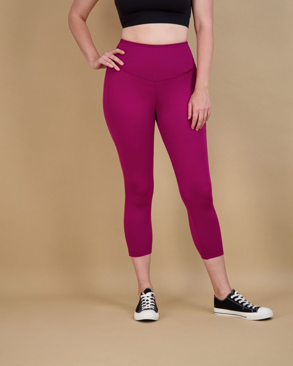 Flex Tummy Smoothing Crop Legging 22" with Pocket