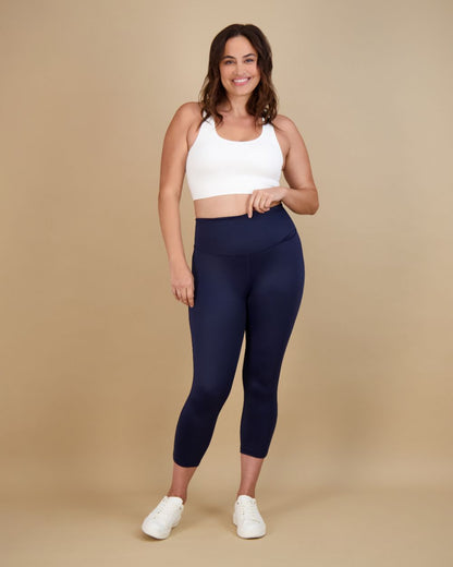 Flex Tummy Smoothing Crop Legging 22" with Pocket