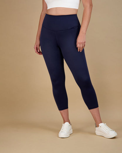 Flex Tummy Smoothing Crop Legging 22" with Pocket