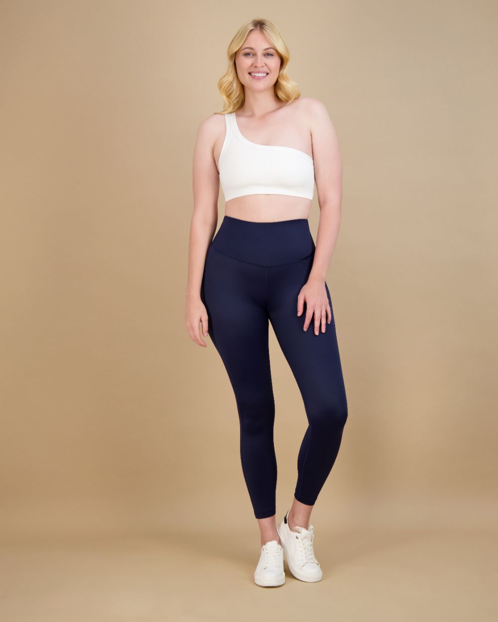 Flex Tummy Smoothing Crop Legging 22" with Pocket