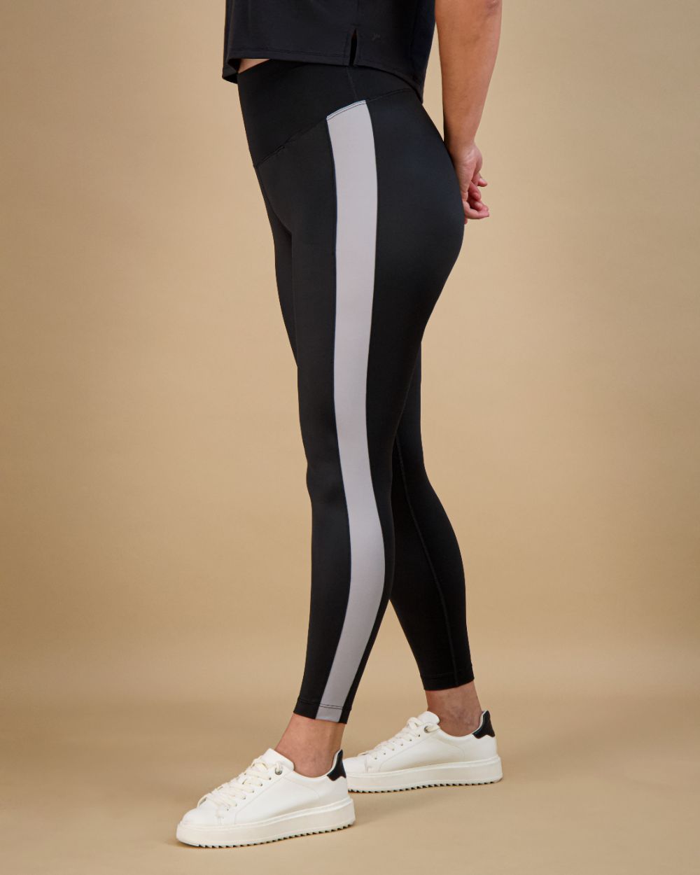 Power Stripe Smoothing Legging with Pocket