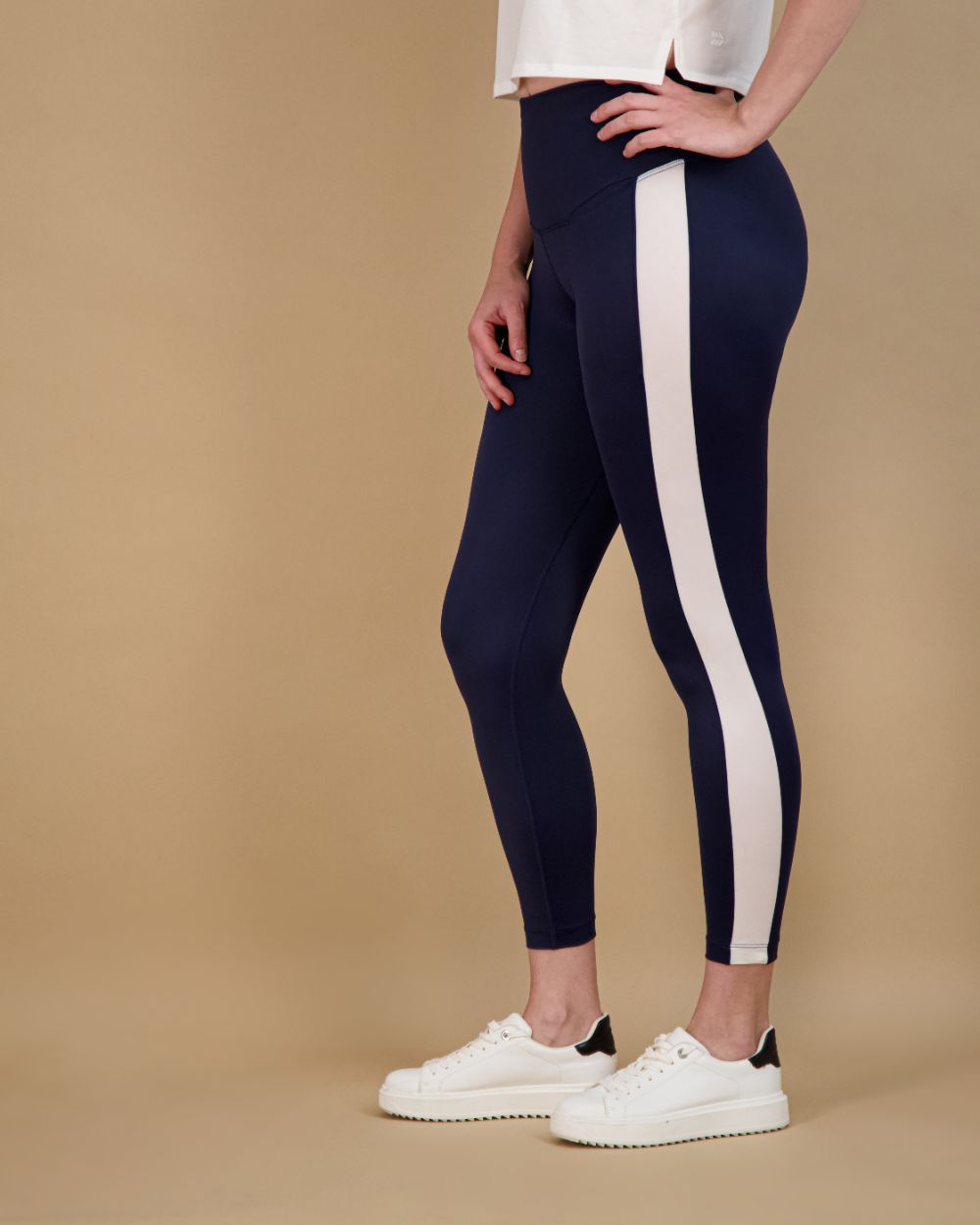 Power Stripe Smoothing Legging with Pocket