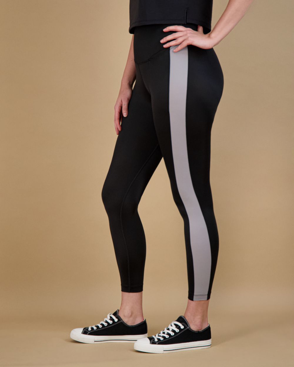 Power Stripe Smoothing Legging with Pocket